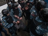 Кохановского сильно избили при задержании, а также продолжили избивать в автобусе Беркута.
