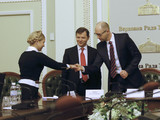 Підписання коаліційної угоди. Фото: прес-служба "Батьківщини"