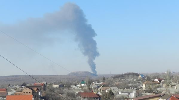 Дым над Донецком, 13 февраля, вид из Текстильщика