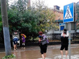 Сильный дождь затопил улицы Львова