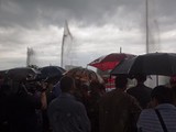 Запуск фонтанів на Русанівському каналі в Києві
