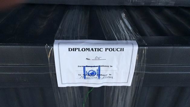 «Дипломатический груз» следовал из Москвы в Рим