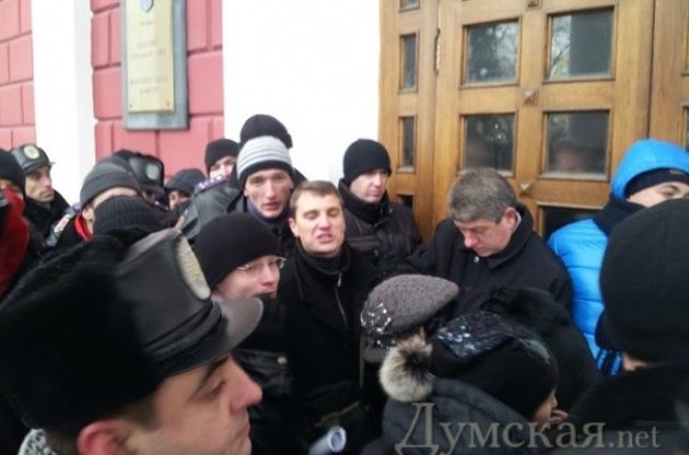 Участникам штурма Одесского горсовета грозит до 7 лет тюрьмы