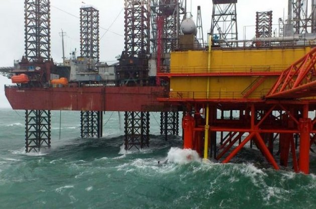 «Черноморнефтегаз» отдал очередной многомиллионный тендер таинственной киевской фирме