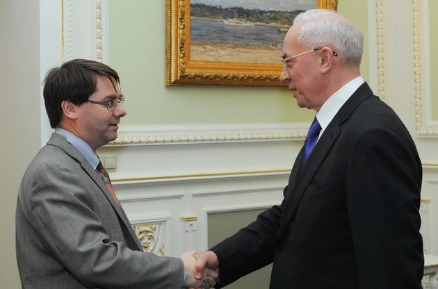 Крістофер Джарвіс і Микола Азаров