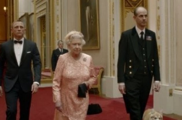 Єлизавета II отримала приз Британської академії кіно- і телемистецтва