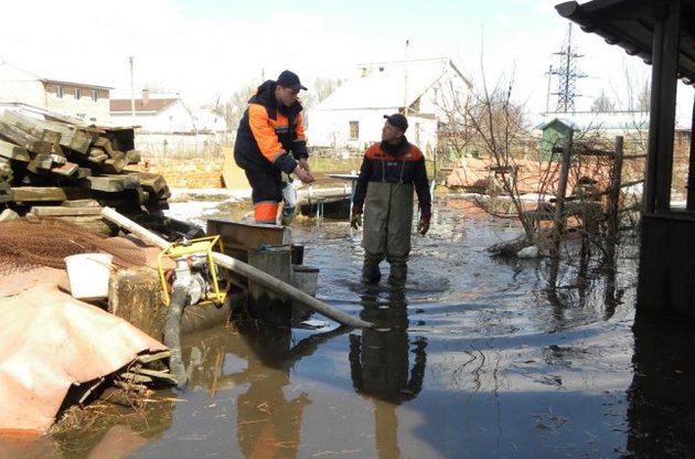 Вода прибывает
