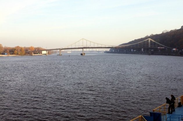 Вода в Днепре продолжает подниматься