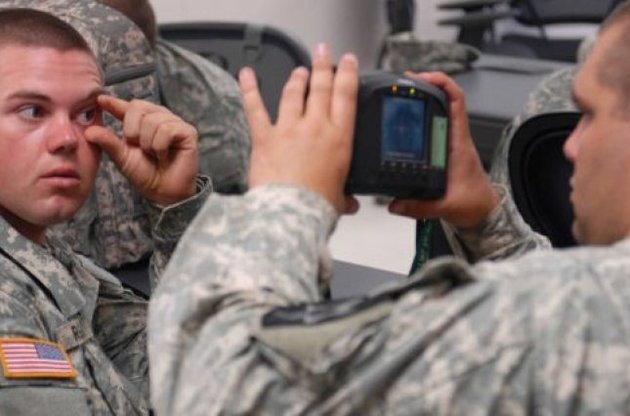 Пентагон схвалив використання мобільних пристроїв від Samsung, BlackBerry