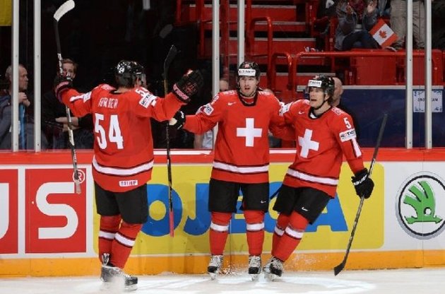Сенсационные швейцарцы вырвались в лидеры чемпионата мира по хоккею