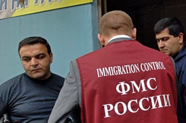 У Росії іноземним мігрантам заборонили торгувати