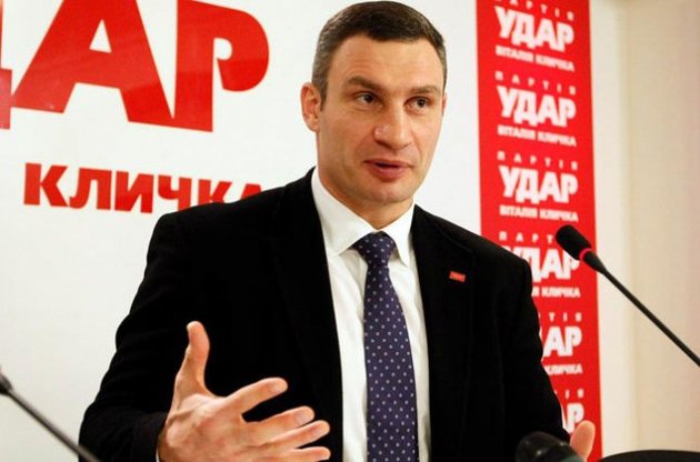 Кличко уверяет, что не голосовал за отставку Азарова по уважительной причине