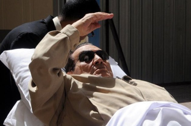 Египетский суд отложил процесс над Хосни Мубараком еще на месяц