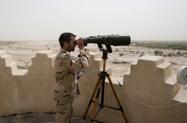 Ежедневно ирано-афганскую границу пересекают сотни беженцев