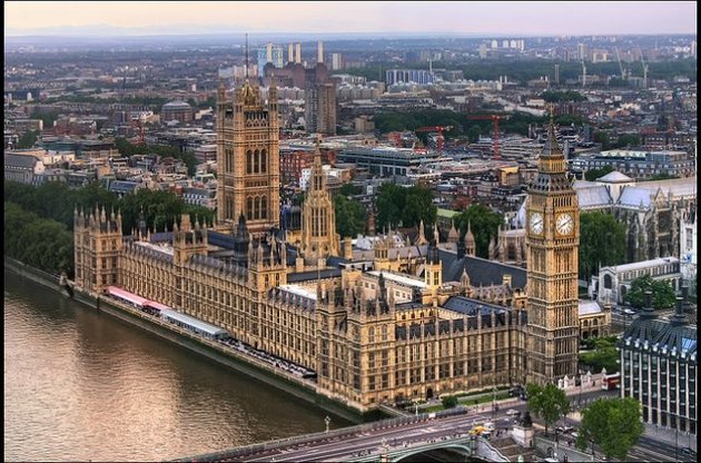 Нижняя палата британского парламента одобрила однополые браки