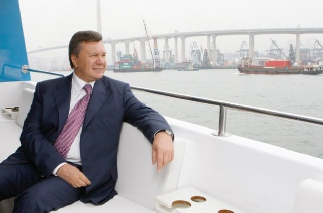 Киев готовит визит Януковича в Китай, рассчитывая на экономический эффект