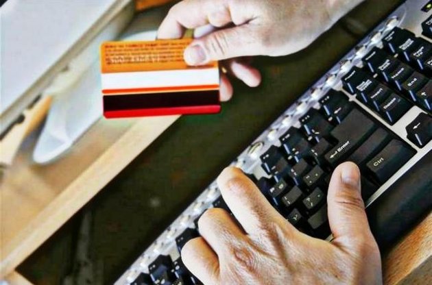 НБУ предлагает ограничить операции с электронными деньгами до 25 тыс. грн в месяц