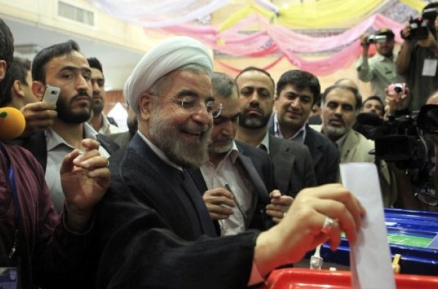 Хасан Роухані впевнено переміг на президентських виборах в Ірані