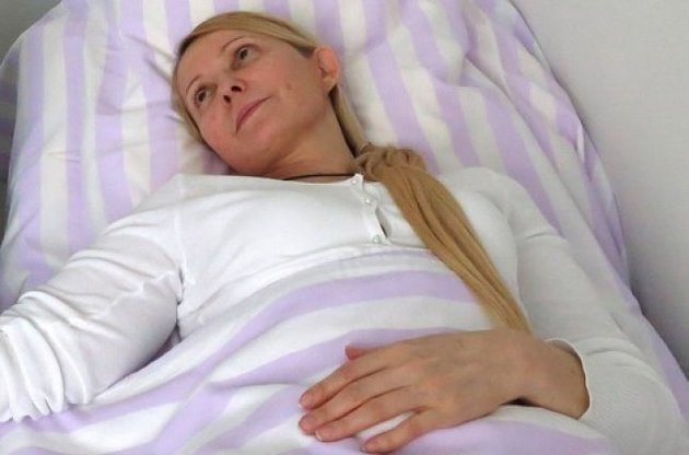 Власенко: У Тимошенко жесточайший рецидив, она не может встать с кровати
