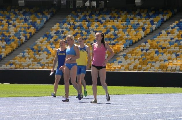 Украинские легкоатлеты вернулись на НСК "Олимпийский"