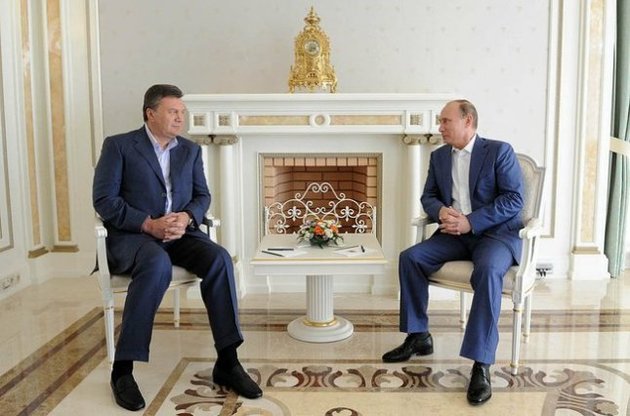 Янукович заявил, что никогда не обсуждал с Путиным приватизацию ГТС Украины
