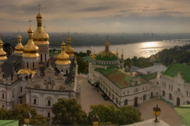 Кабмин ранее передал УПЦ МП 75 объектов на территории Лавры
