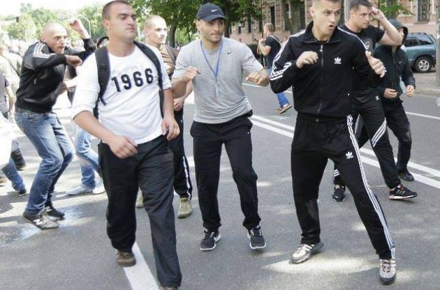 В "Батьківщині" считают, что избиением журналистов руководил Захарченко