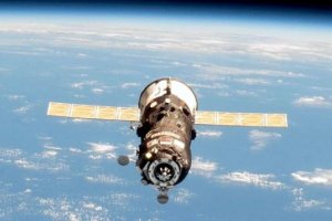 Отстыковавшийся от МКС российский космический корабль 