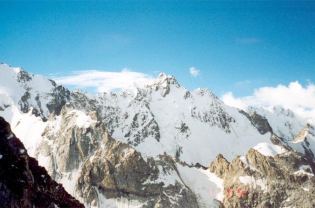 Дих-тау (5204 м), Пік Пушкіна (5100 м), Північний масив