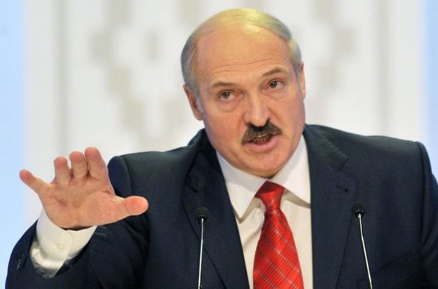 Лукашенко розповів про шпигунську змову за участю церкви і дав Росії пораду з приводу Сноудена