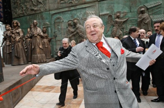 Зураб Церетелі