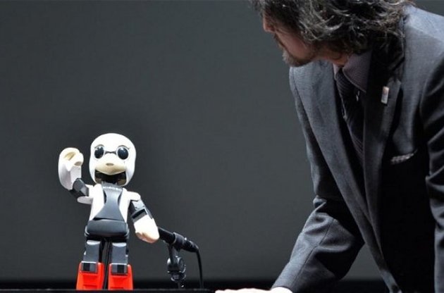 Робот Киробо будет разговаривать с японским астронавтом в космосе