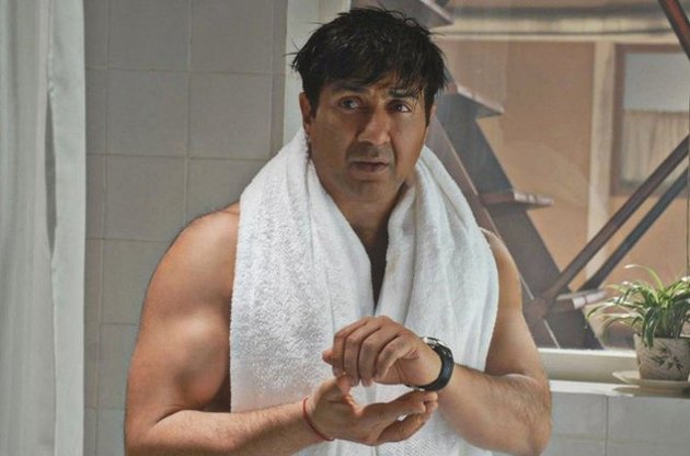 Главные герои болливудского фильма очень напоминают рязановских