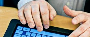 Світові продажі планшетів впали