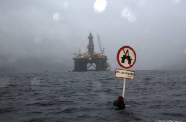 Путін зняв з екологів "Грінпіс", які протестували в Арктиці, звинувачення у піратстві