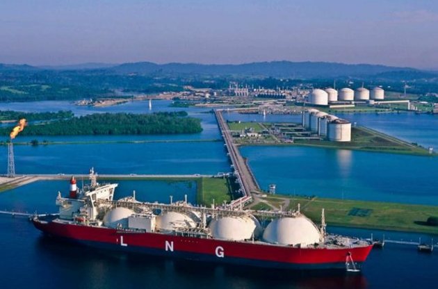 Будівництво LNG-терміналу у порту &quot;Південний&quot; почнеться в середині 2014 року