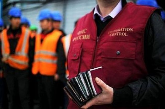 Україна завоювала перше місце за кількістю гастарбайтерів у Росії