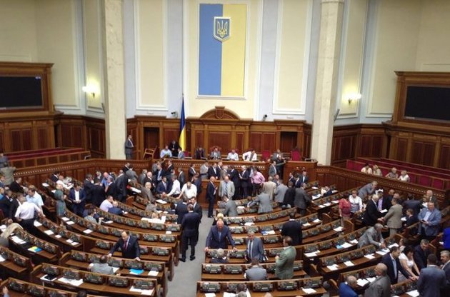"Батьківщина" заблокирует трибуну, если регионалы вынесут на голосование свой закон о лечении Тимошенко
