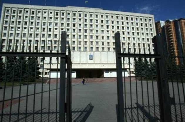 Центрвиборчком зареєстрував вже 29 кандидатів на довиборах до Ради