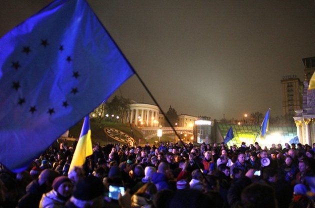 Опозиційні депутати чергуватимуть на Євромайдані за графіком