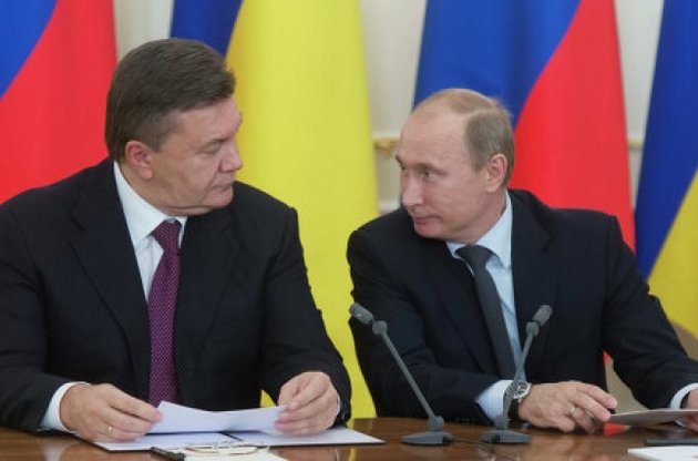 Тягнибок уверен, что Путин не простит Януковичу желание усидеть на двух стульях
