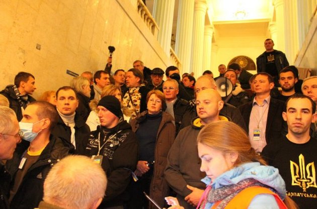 Оппозиция создала Комитет самоуправления Киева