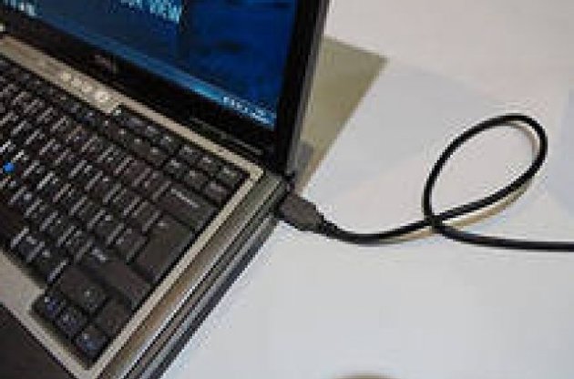 Разработан единый стандарт зарядных устройств для ноутбуков