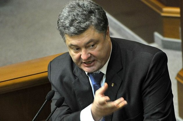 Порошенко хотел бы уладить ситуацию в Украине без международных посредников