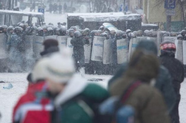 МВД призвало граждан воздержаться от посещения центра Киева