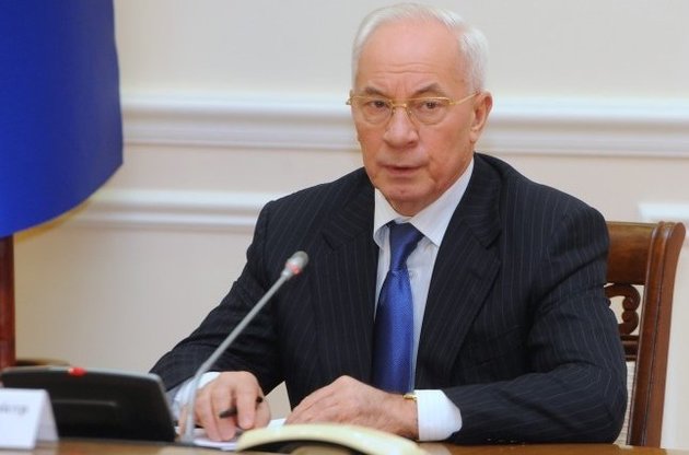 Азаров заверил, что ситуация в Киеве находится под контролем