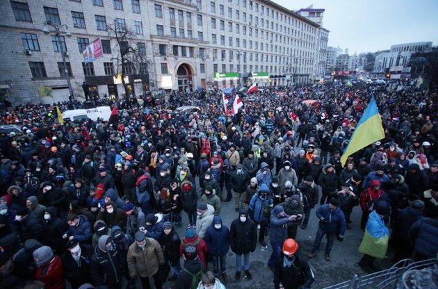 Улица Грушевского стала территорией Майдана