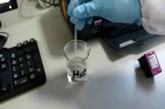 Вчені створили принтер, який замість чорнила використовує воду