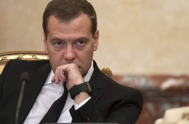 Медведев рассказал Путину, что Украина не способна платить за газ даже по сниженным ценам