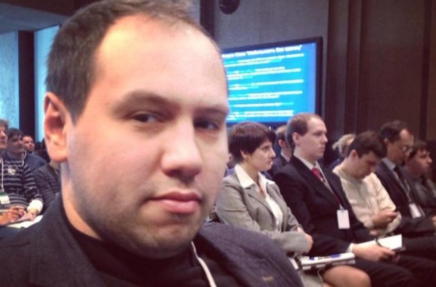 Адвокат Алексея Гриценко предупреждает: запрещенных вещей в его квартире нет